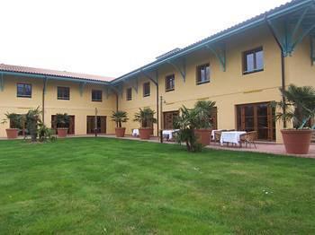 Hotel Nigloland 4*
